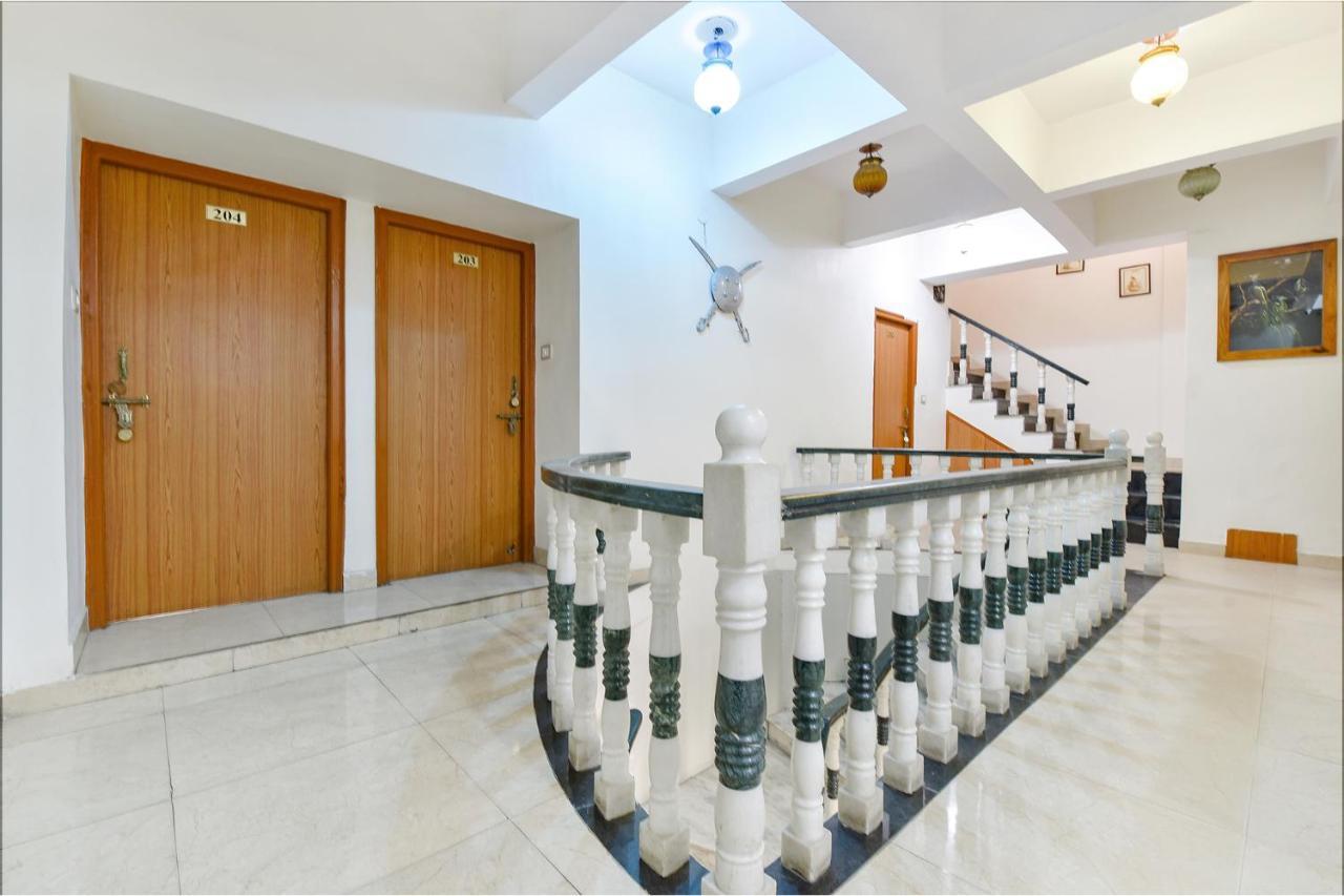 Fabhotel Prime Empire Palace Ουνταϊπούρ Εξωτερικό φωτογραφία