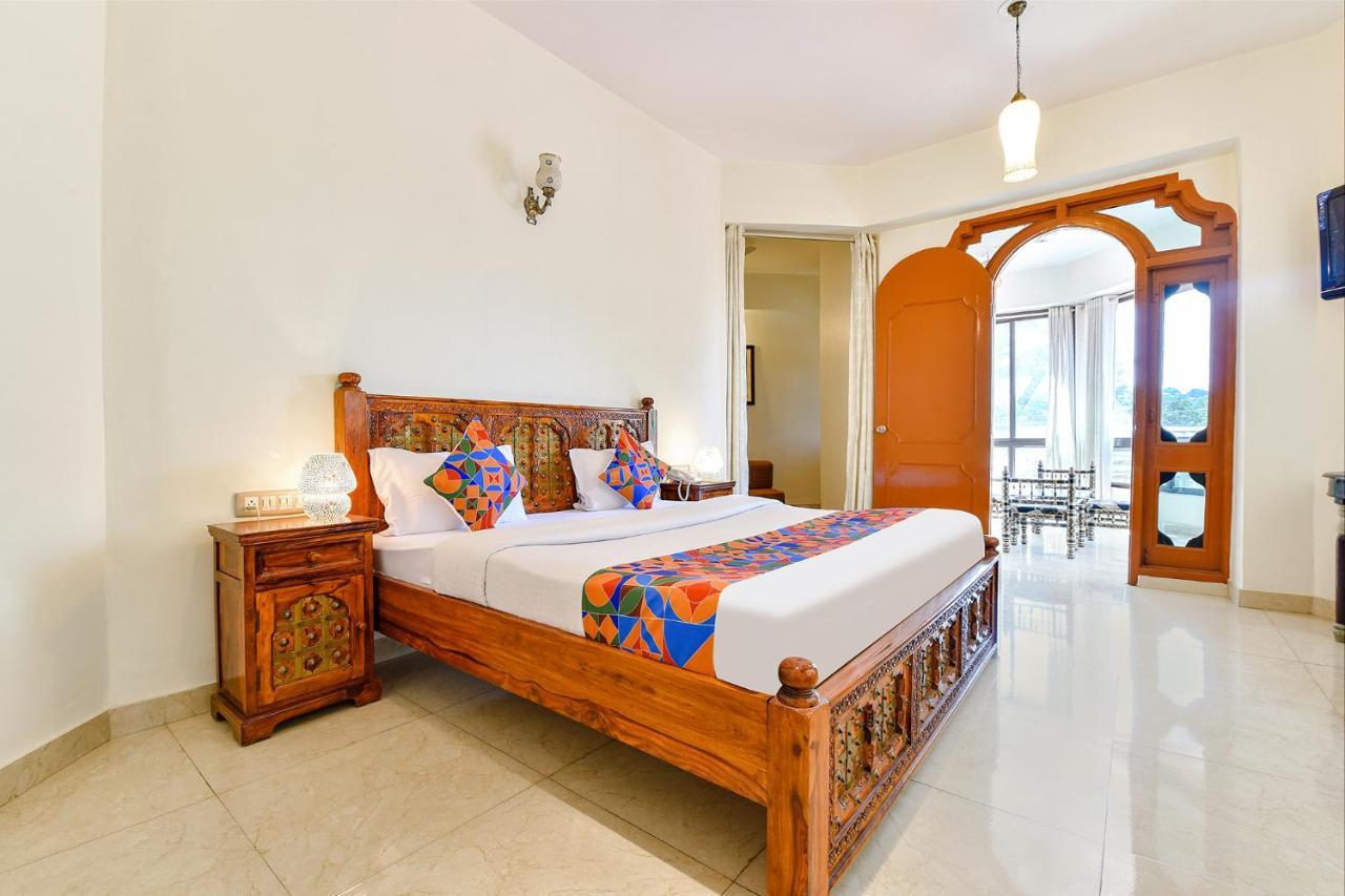 Fabhotel Prime Empire Palace Ουνταϊπούρ Εξωτερικό φωτογραφία